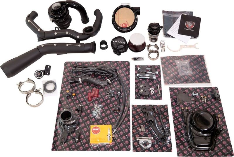 Trimsats Trask Tornado Touring 17-24, Softail 17-24 svart