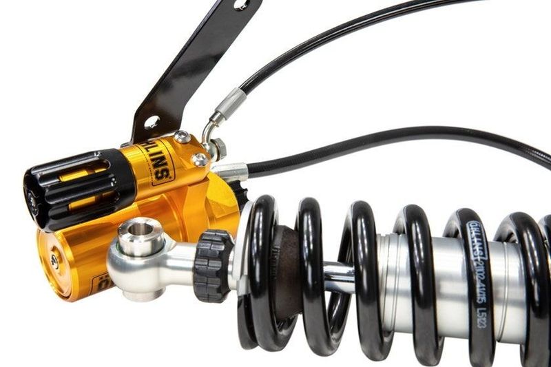 Stötdämpare Öhlins STX 46 Softail 18-24