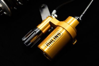 Stötdämpare Öhlins STX 46 Softail 18-24