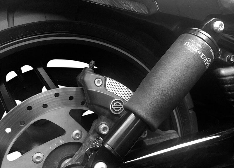 Luftfjädring Legend Suspension Air-A justerbar svart V-Rod 04-17