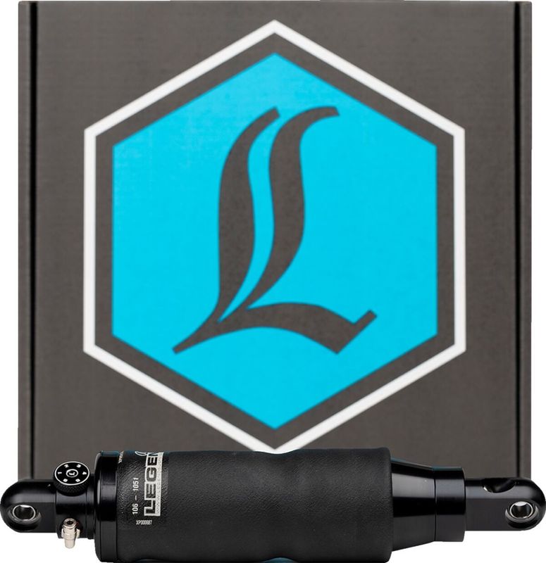 Luftfjädring Legend Suspension Air-A M-Eight svart Softail 18-24