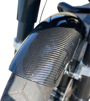 Framskärm Slyfox kolfiber fram blank Touring 09-24, Trike 14-21