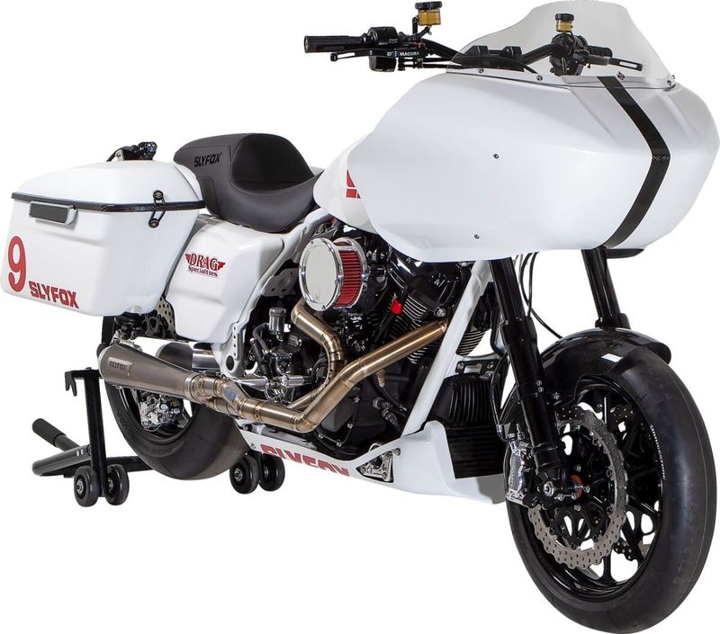 Framskärm Slyfox kolfiber fram blank Touring 09-24, Trike 14-21