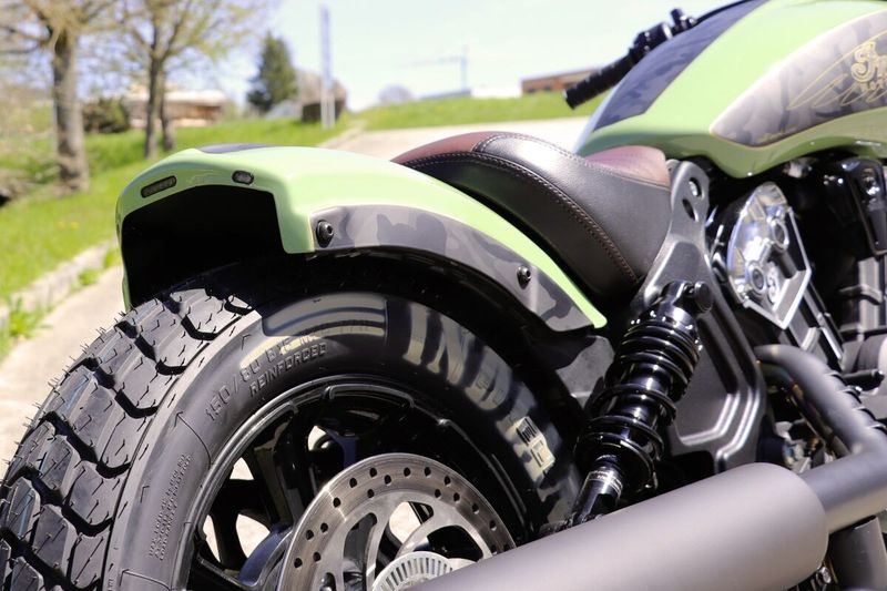 Bakskärm Cult Werk Bobber med belysning