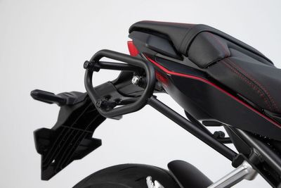 Sidohållare SW-Motech SLC svart höger Honda 19-20