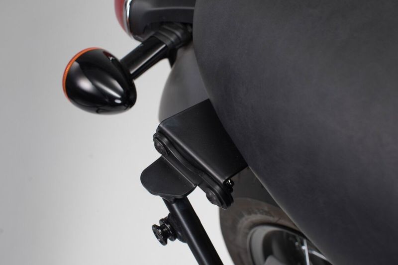 Adapter sidohållare SW-Motech Adpt svart höger Triumph 16-upp
