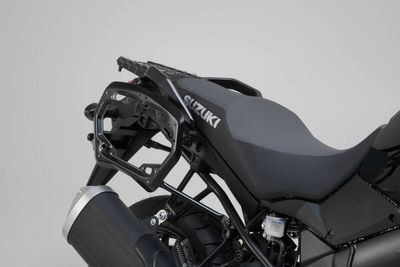 Sidohållare SW-Motech svart Suzuki 14-20