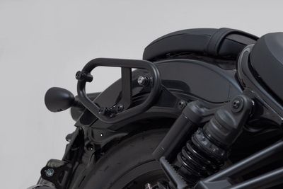 Sidohållare SW-Motech SLC svart höger Honda 21-upp