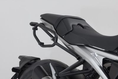 Sidohållare SW-Motech SLC svart höger Honda Neo Sports Cafe 21-24
