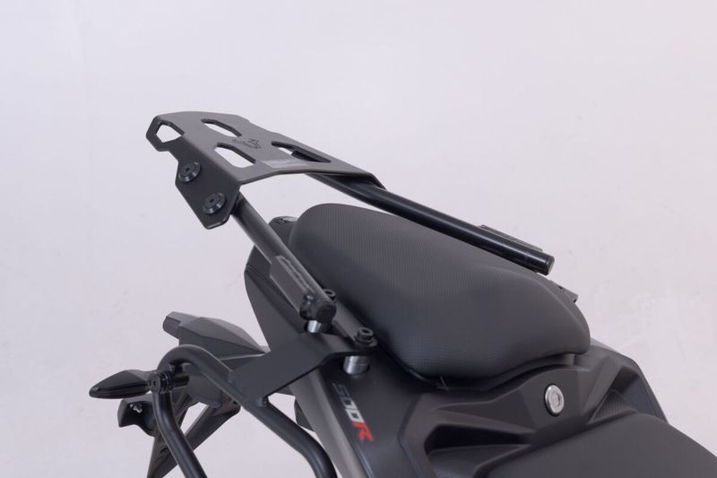 Pakethållare SW-Motech Voge NAKED 500 R ABS 20-23