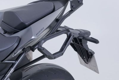 Sidohållare SW-Motech V-LOC vänster Honda Hornet 25-upp