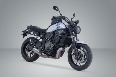 Sidohållare SW-Motech V-LOC höger Yamaha X Tribute / XSR 700 ABS 16-upp