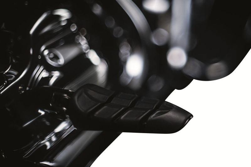 Växelpinne Kuryakyn Kinetic svart H-D 17-20