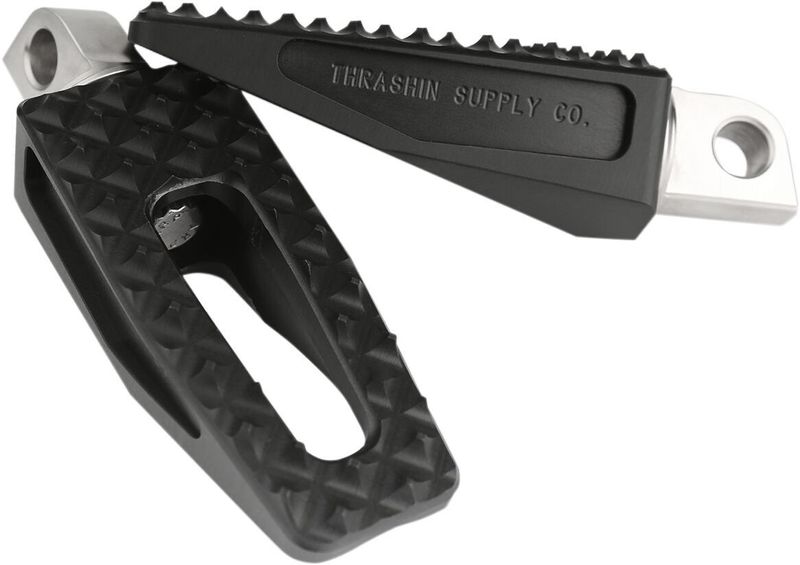 Fotpinnar Thrashin Supply P-54 1.375 förare svart smal H-D 36-upp