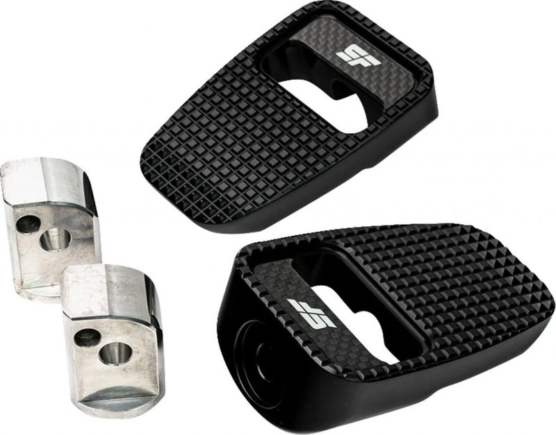 Fotpinnar Slyfox bak svart Softail 18-23