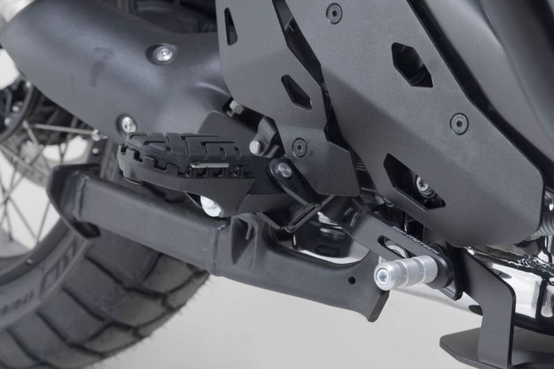Fotstöd SW-Motech Suzuki 04-upp, Aprilia 07-16, Bmw 07-16 FRS.05.011.10002/B
