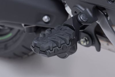Fotstöd SW-Motech Evo Kawasaki Versys / Versys SE 25-upp FRS.08.112.10400/B