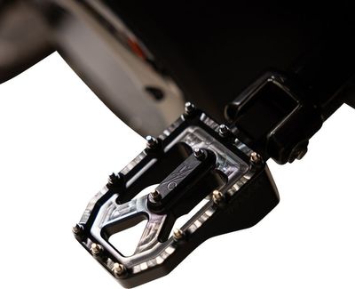 Fotpinnar Thrashin Supply Aggressor H-D 72-upp svart