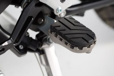 Fotstöd SW-Motech Triumph 11-upp