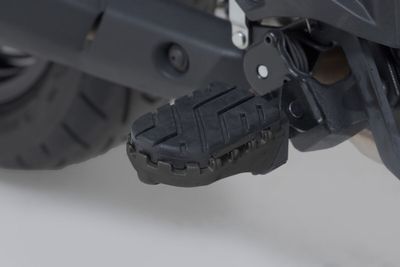 Fotstöd SW-Motech Suzuki V-Strom 23-upp