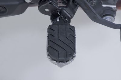 Fotstöd SW-Motech Suzuki 23-upp