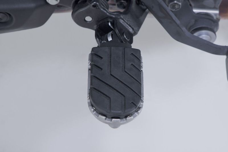 Fotstöd SW-Motech Suzuki 23-upp