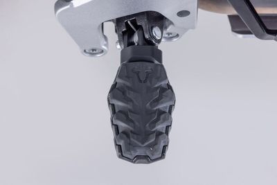 Fotstöd SW-Motech EVO Cfmoto 800 MT-X / 800 MT-X Comfort 25-upp FRS.10.112.10000/B