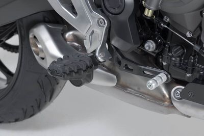 Fotstöd SW-Motech EVO silver Triumph Sport / TIGER SPORT 660 ABS 24-upp