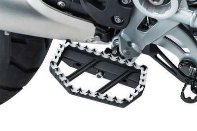 Adaptrar fotpinne Kuryakyn satinsvart BMW Driver Position: 19-20 R m.fl.