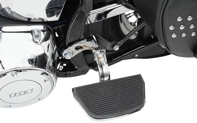 Monteringssats fotplatta Drag Specialties passagerare krom Softail 01-14
