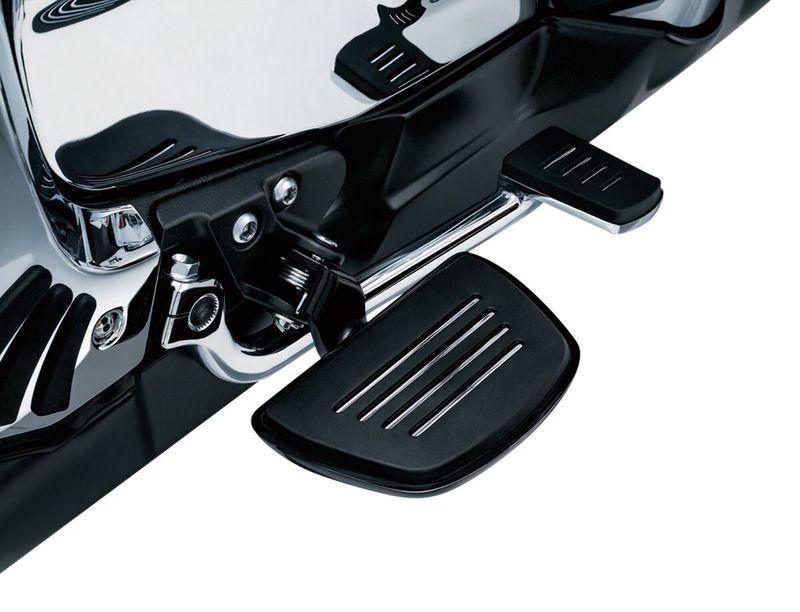 Minifotplattor med sänkta fästen Kuryakyn Premium svart Honda 01-16