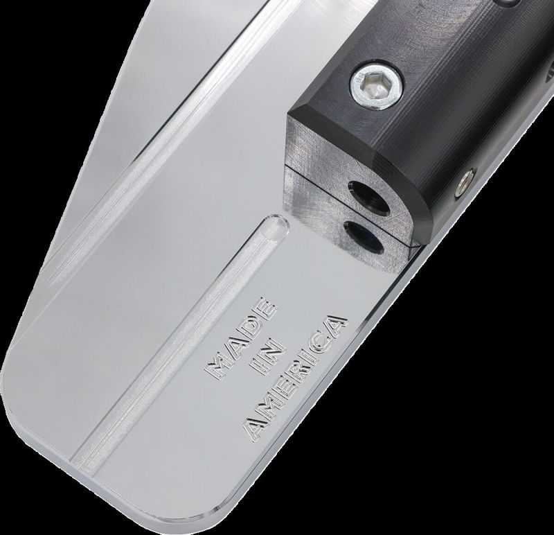 Fotplattor Thrashin Supply passagerare krom H-D 80-upp