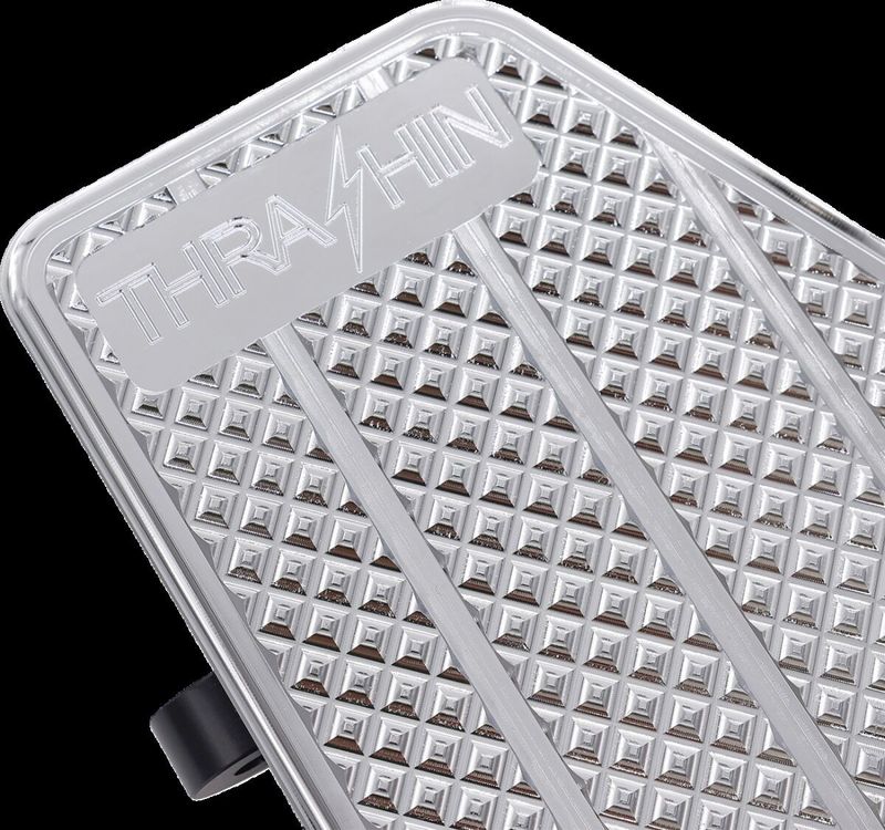 Fotplattor Thrashin Supply passagerare krom förare H-D 36-upp