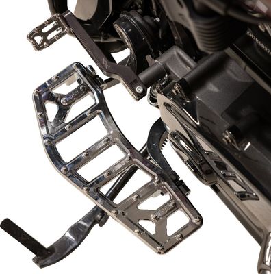 Fotplattor Thrashin Supply Aggressor Bagger H-D 72-upp krom
