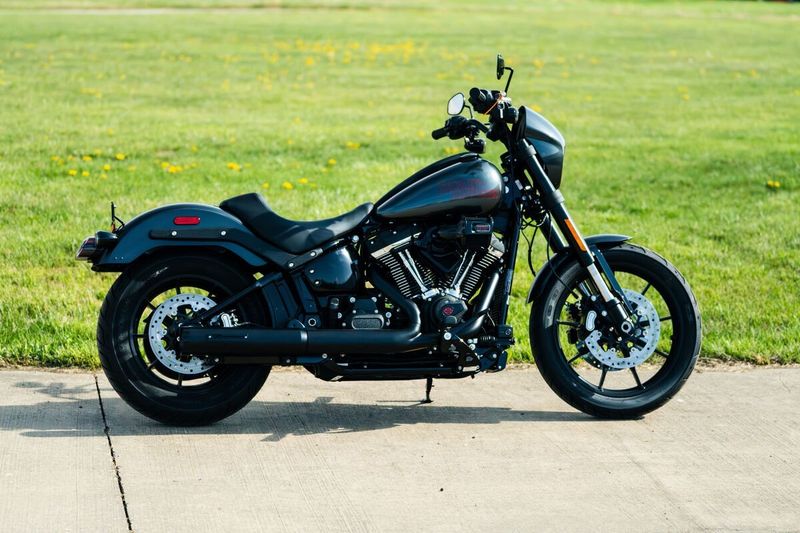 Slip-on ljuddämpare Rinehart Racing HP40 Softails 4" Softail 25-upp svart