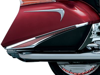 Sidoväska Kuryakyn Swoops LED krom Honda 12-17