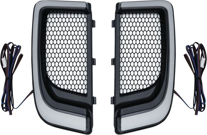 Insatser Kuryakyn Tracer Fairing LED nedre Touring 14-24, Trike 14-21 KUR5064