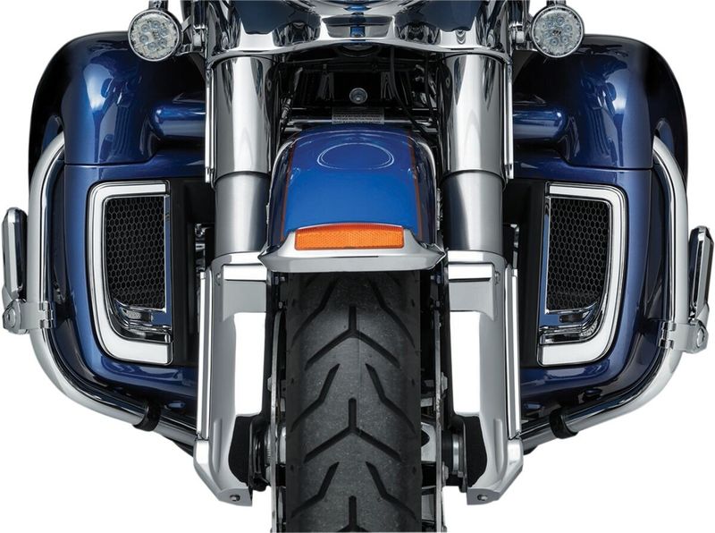 Insatser Kuryakyn Tracer Fairing LED nedre Touring 14-24, Trike 14-21 KUR5063