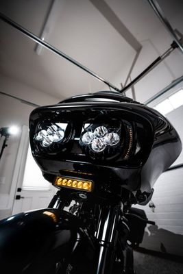 Insatser Custom Dynamics Glide LED svart FLTR Road Glides 15-23