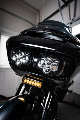 Insatser Custom Dynamics Glide LED svart FLTR Road Glides 15-23