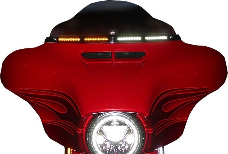 List vindruta Custom Dynamics Genesis 4 Dynamic Batwing LED Touring 96-06 svart