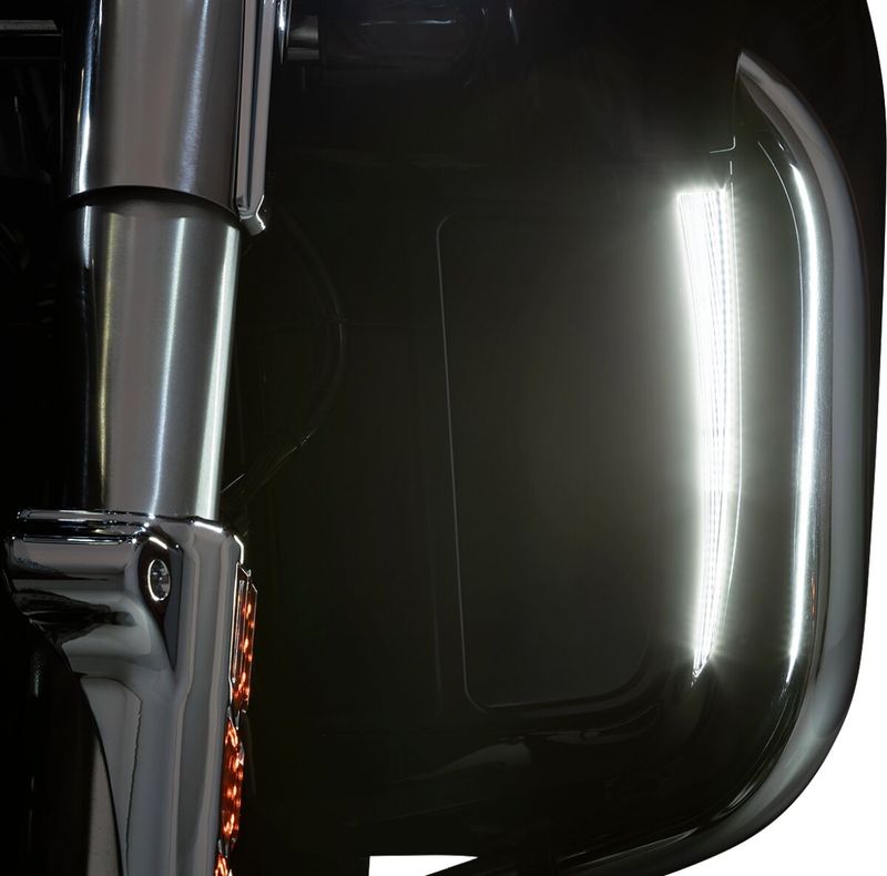 Lampor kåpa Ciro Fang nedre svart Touring 14-24, Trike 14-21