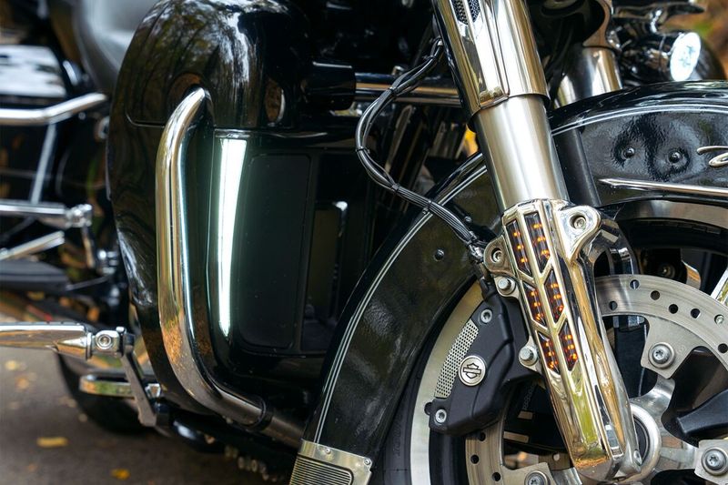 Lampor kåpa Ciro Fang nedre svart Touring 14-24, Trike 14-21