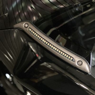 List vindruta Custom Dynamics Rider LED förare blank vit Softail 22-upp