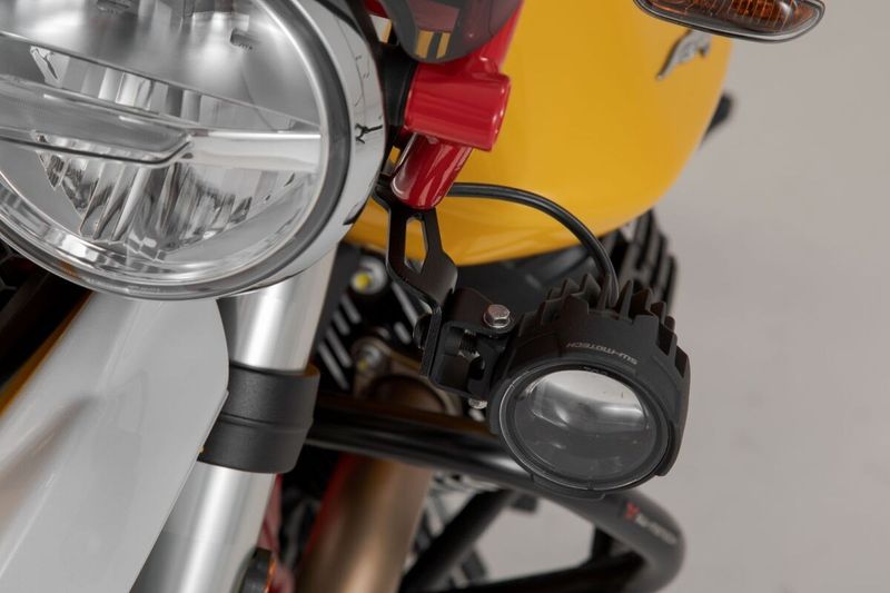 Fästen lampa SW-Motech Moto Guzzi 18-24