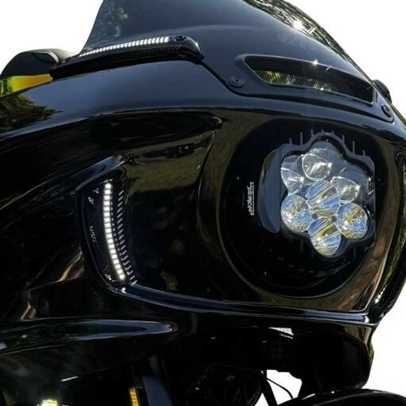 Strålkastare Custom Dynamics Shark Demon 2 LED FXLRST Low Rider ST 22-26
