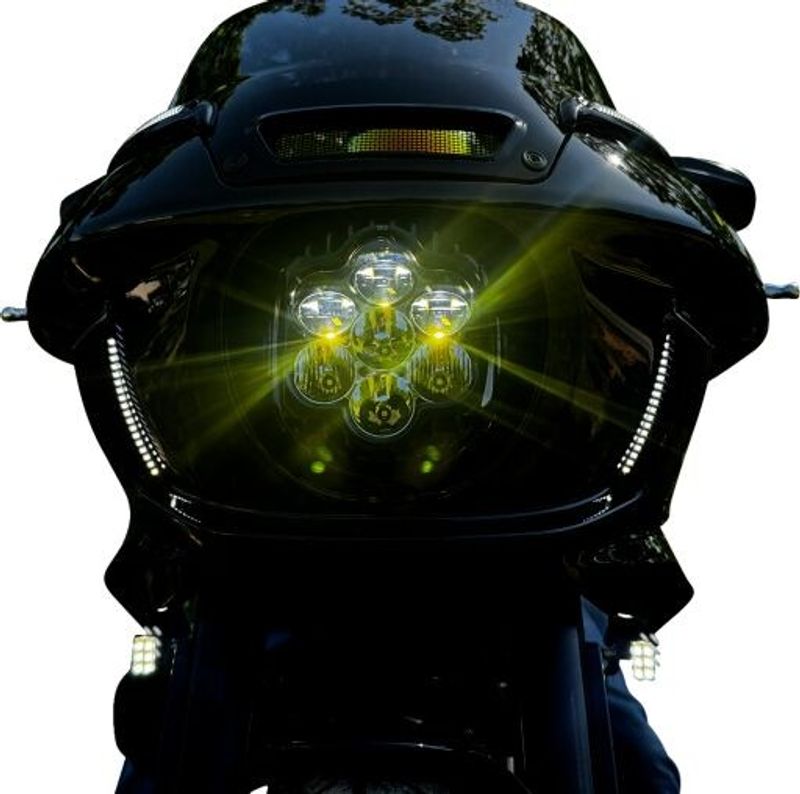 Strålkastare Custom Dynamics Shark Demon 2 LED FXLRST Low Rider ST 22-26