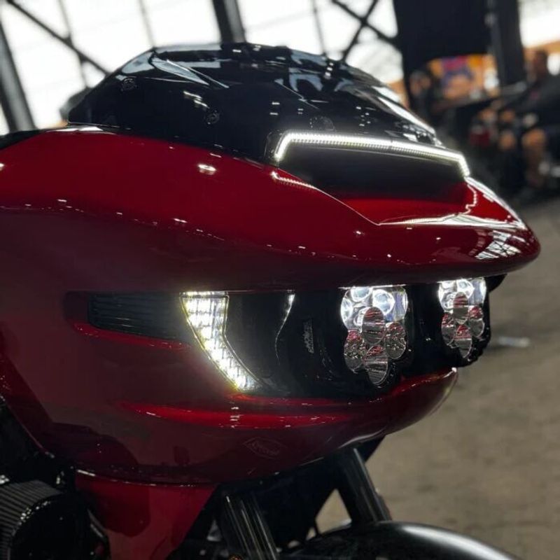 Strålkastare Custom Dynamics Shark Demon 2 dubbel LED Touring 23-upp