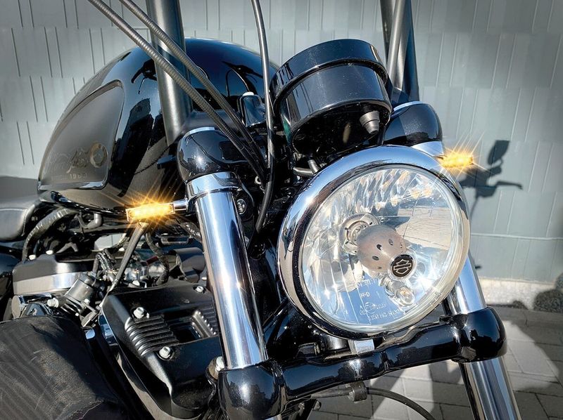 Lampa HeinzBikes Blokk Line universal krom