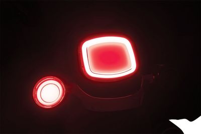 Blinkers bak Kuryakyn Tracer L E D bak H-D 00-24 rökfärgad